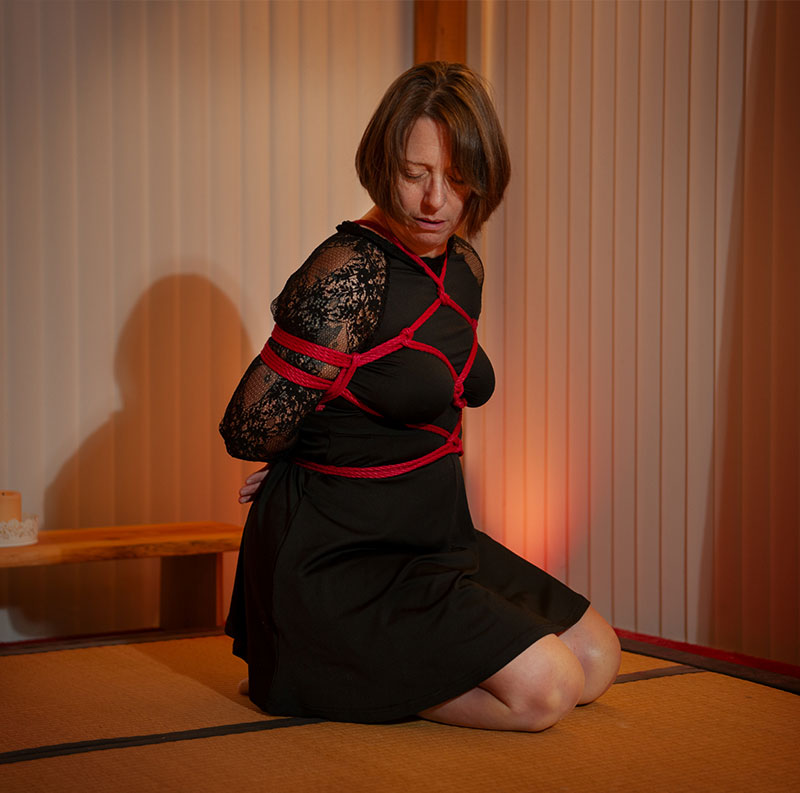 Praktische Übungen im Shibari Einsteiger Workshop